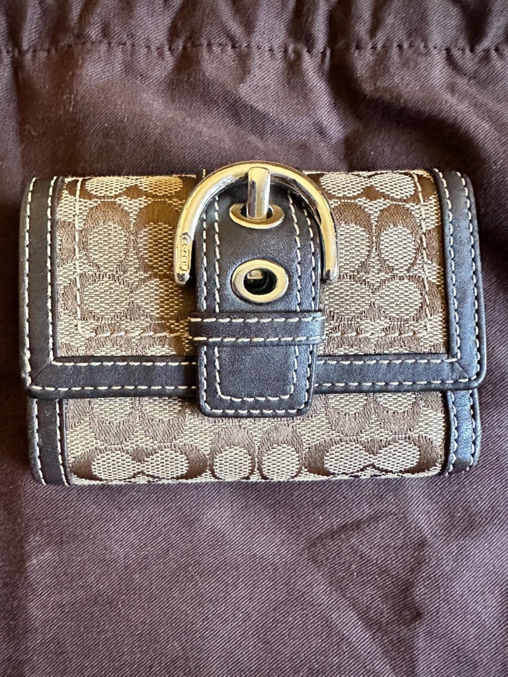 Coach Signature C soho wallet trifold small